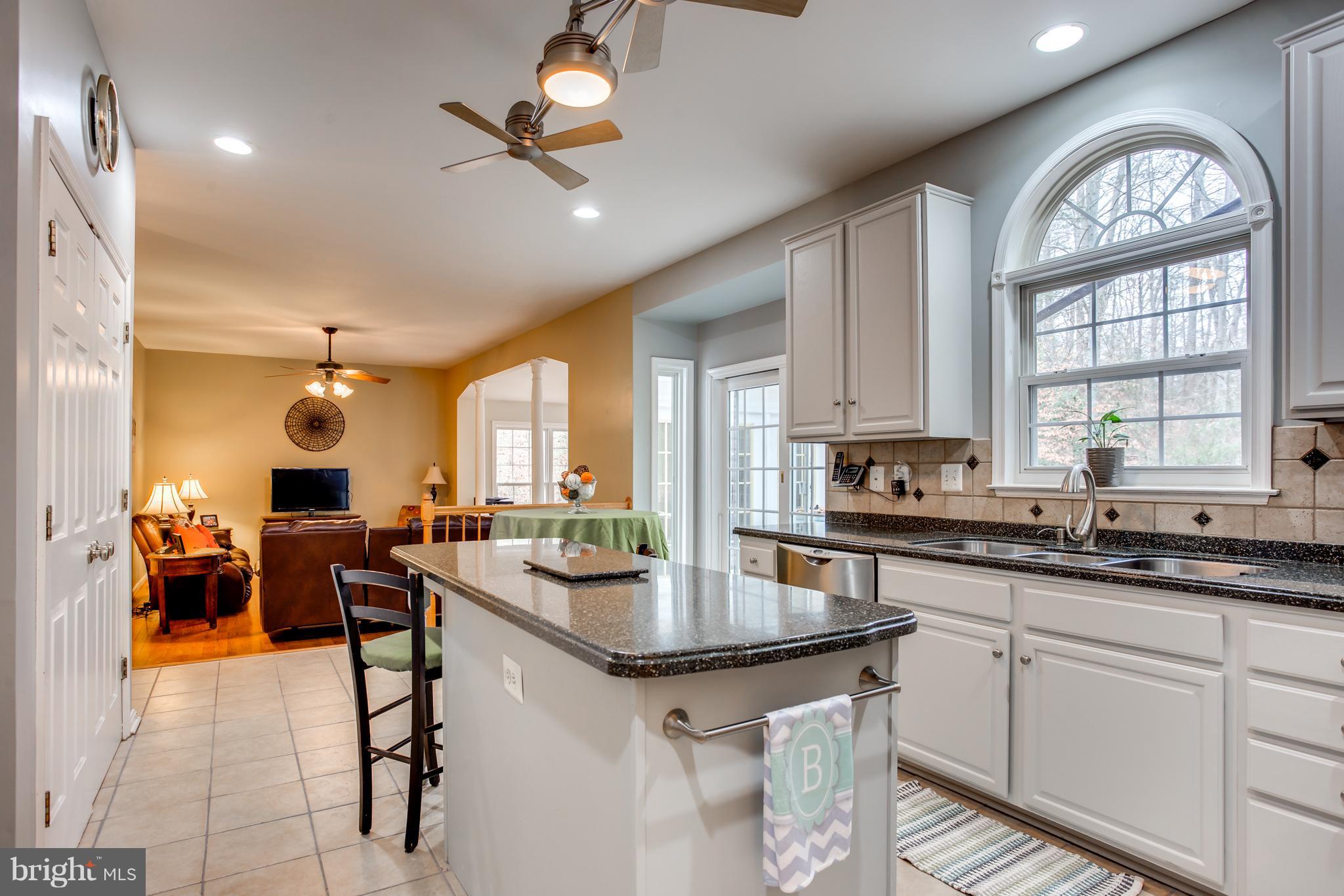 6680 Hunters Ridge Road Manassas, VA 20112 - Photo 8 of 30 Kitchen