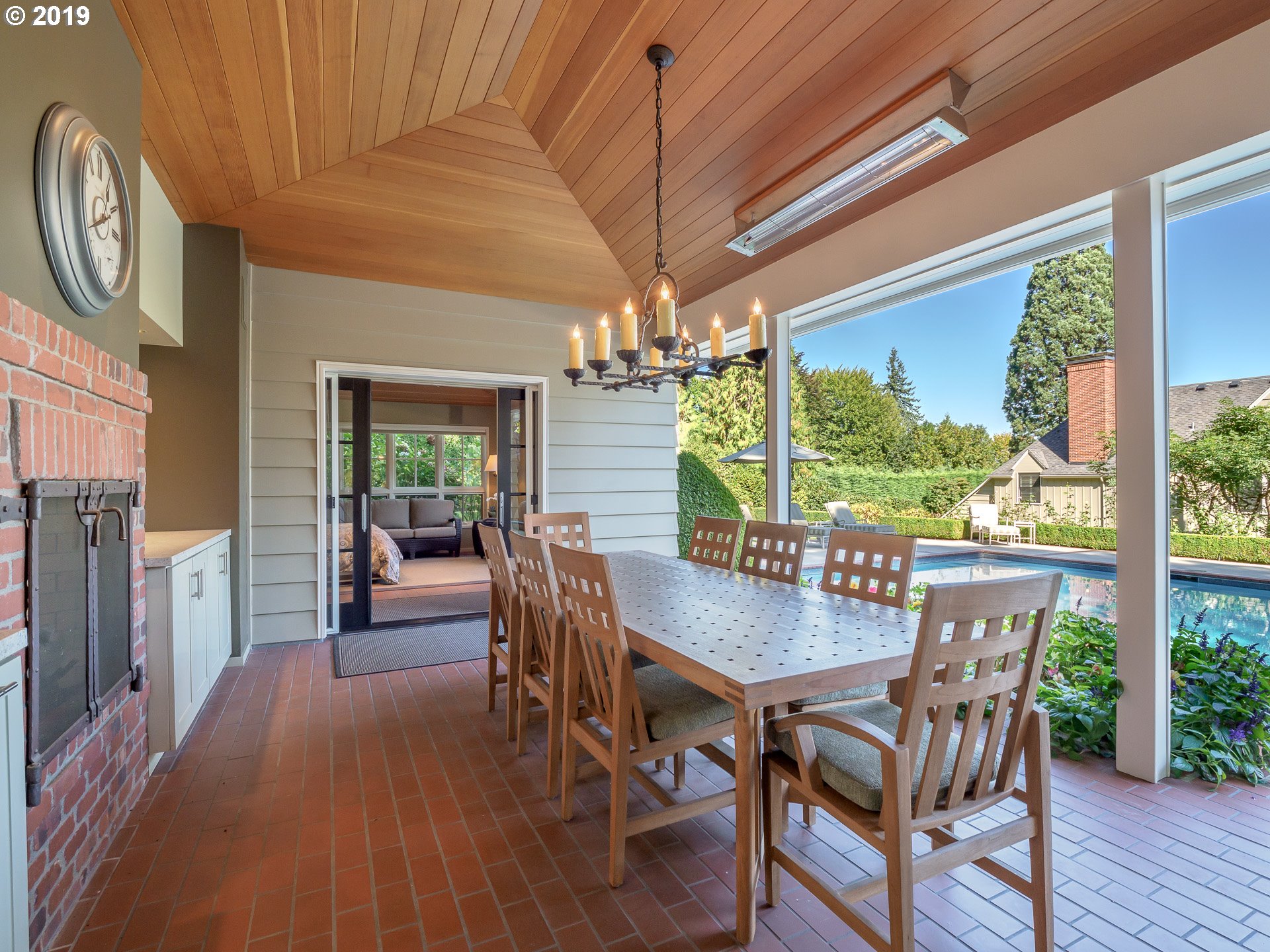 2425 South Military Road Portland, OR 97219 - Photo 26 of 32 Gallery Image 26