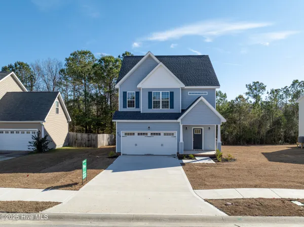 $327,500 | 711 Jasmine Lane, Jacksonville, NC 28546