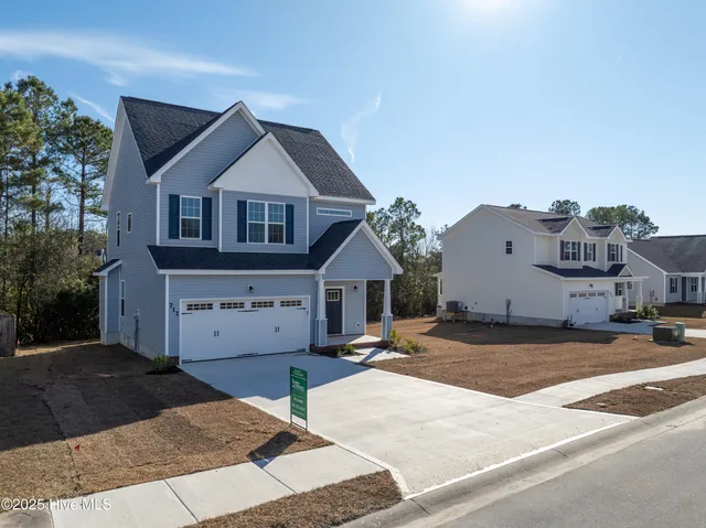 $327,500 | 711 Jasmine Lane, Jacksonville, NC 28546