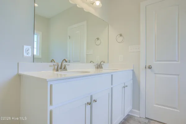 $327,500 | 711 Jasmine Lane, Jacksonville, NC 28546