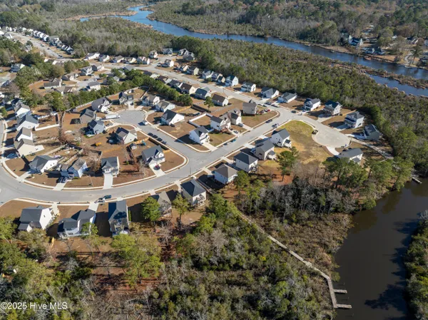 $327,500 | 711 Jasmine Lane, Jacksonville, NC 28546