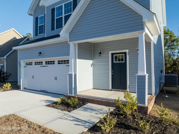 $327,500 | 711 Jasmine Lane, Jacksonville, NC 28546