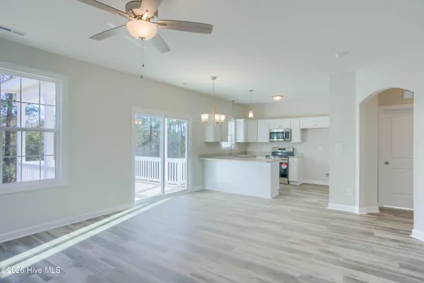 $327,500 | 711 Jasmine Lane, Jacksonville, NC 28546