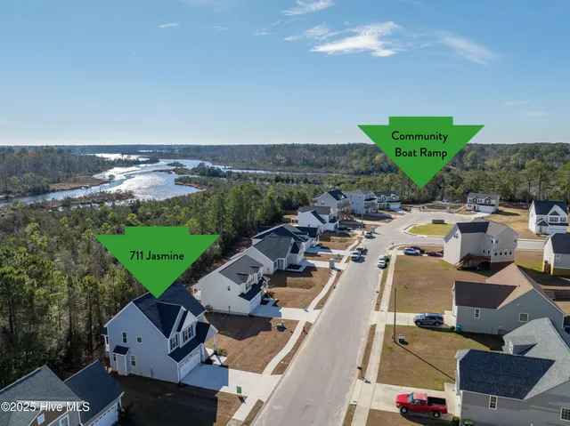 $327,500 | 711 Jasmine Lane, Jacksonville, NC 28546