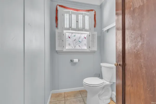 $335,000 | 527 North State Street, Kendallville, IN 46755