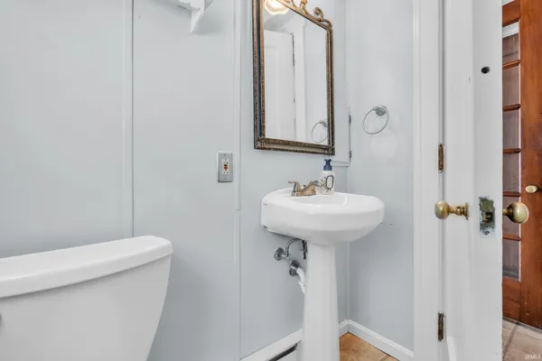 $335,000 | 527 North State Street, Kendallville, IN 46755