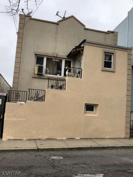 6203 Adams Street West New York, NJ 07093 - Photo 2 of 2