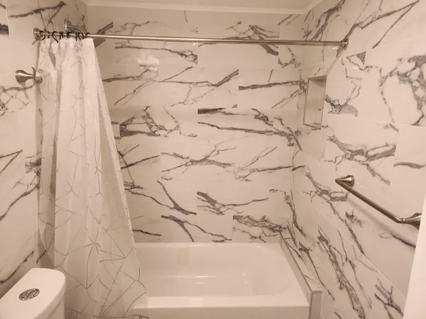 $2,200 | 6557 Burning Wood Drive, Unit 215, Boca Raton, FL 33433