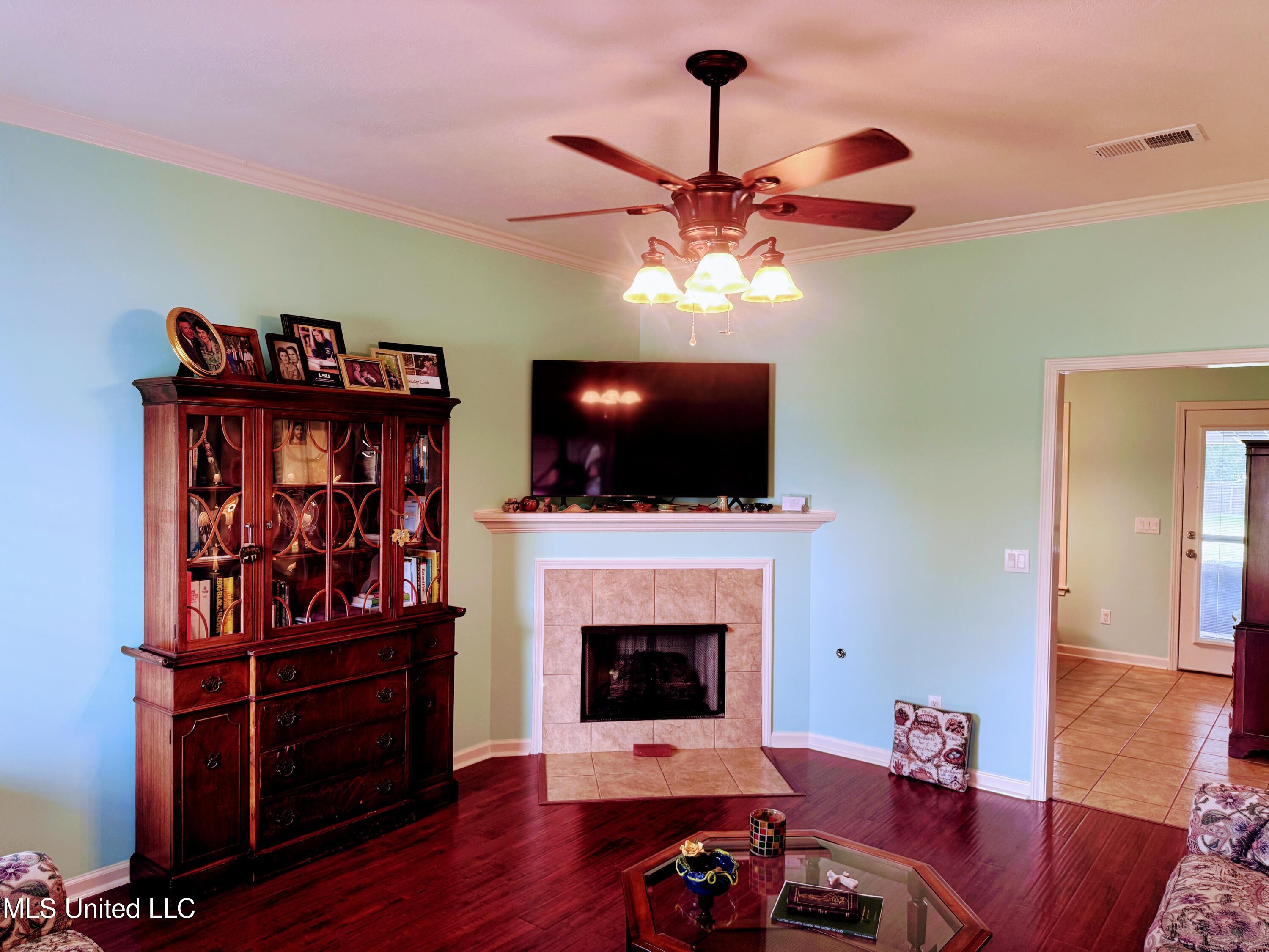 616 Shadowridge Drive Brandon, MS 39047 - Photo 12 of 15 IMG_9089