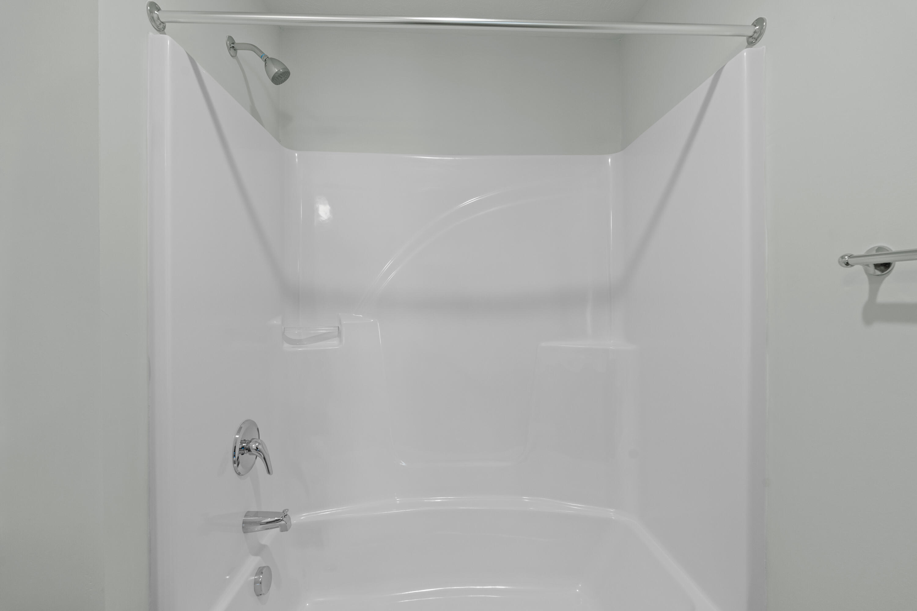 1332 Elbron Drive Augusta, GA 30909 - Photo 22 of 30 Guest bathroom