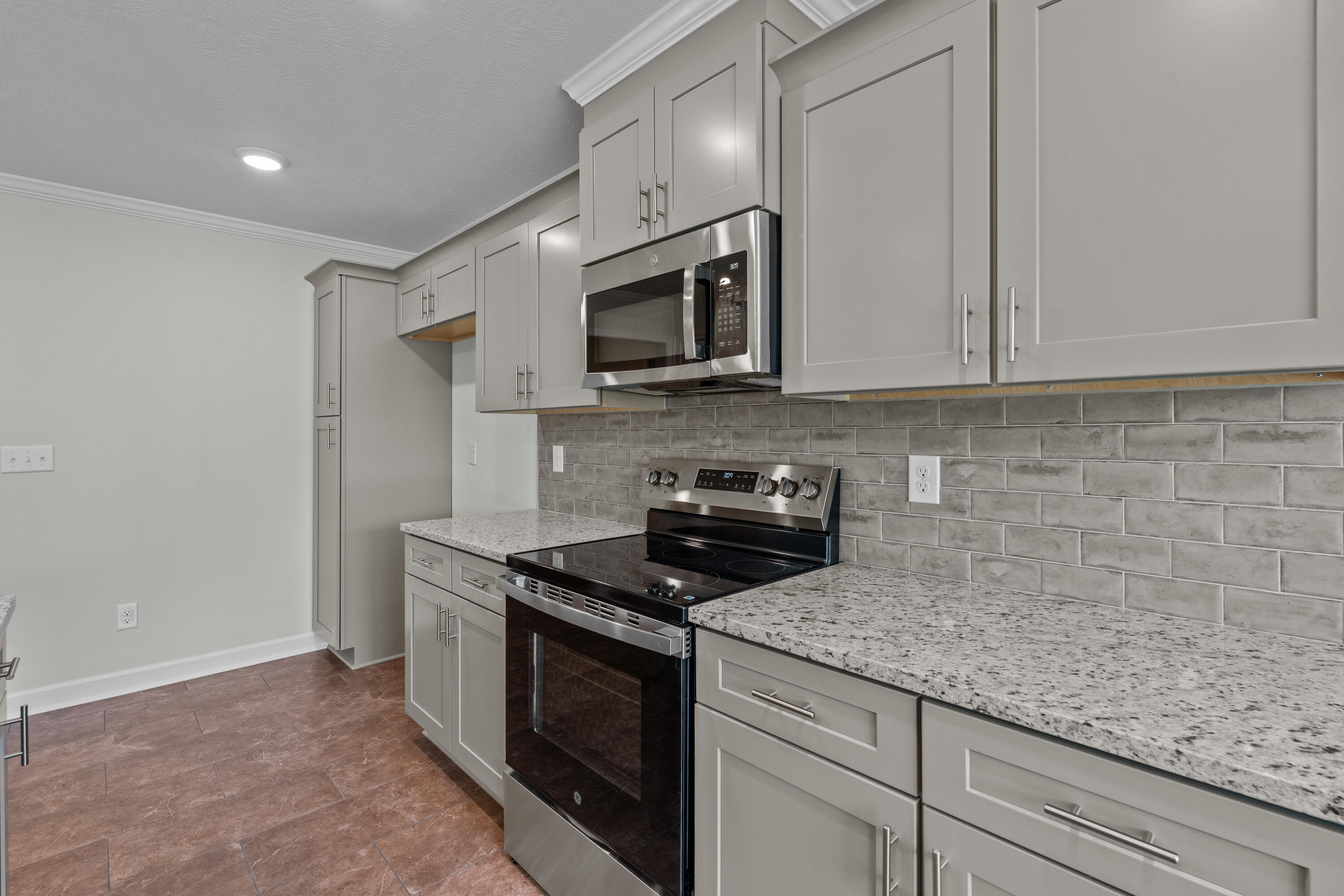1332 Elbron Drive Augusta, GA 30909 - Photo 8 of 30 Kitchen
