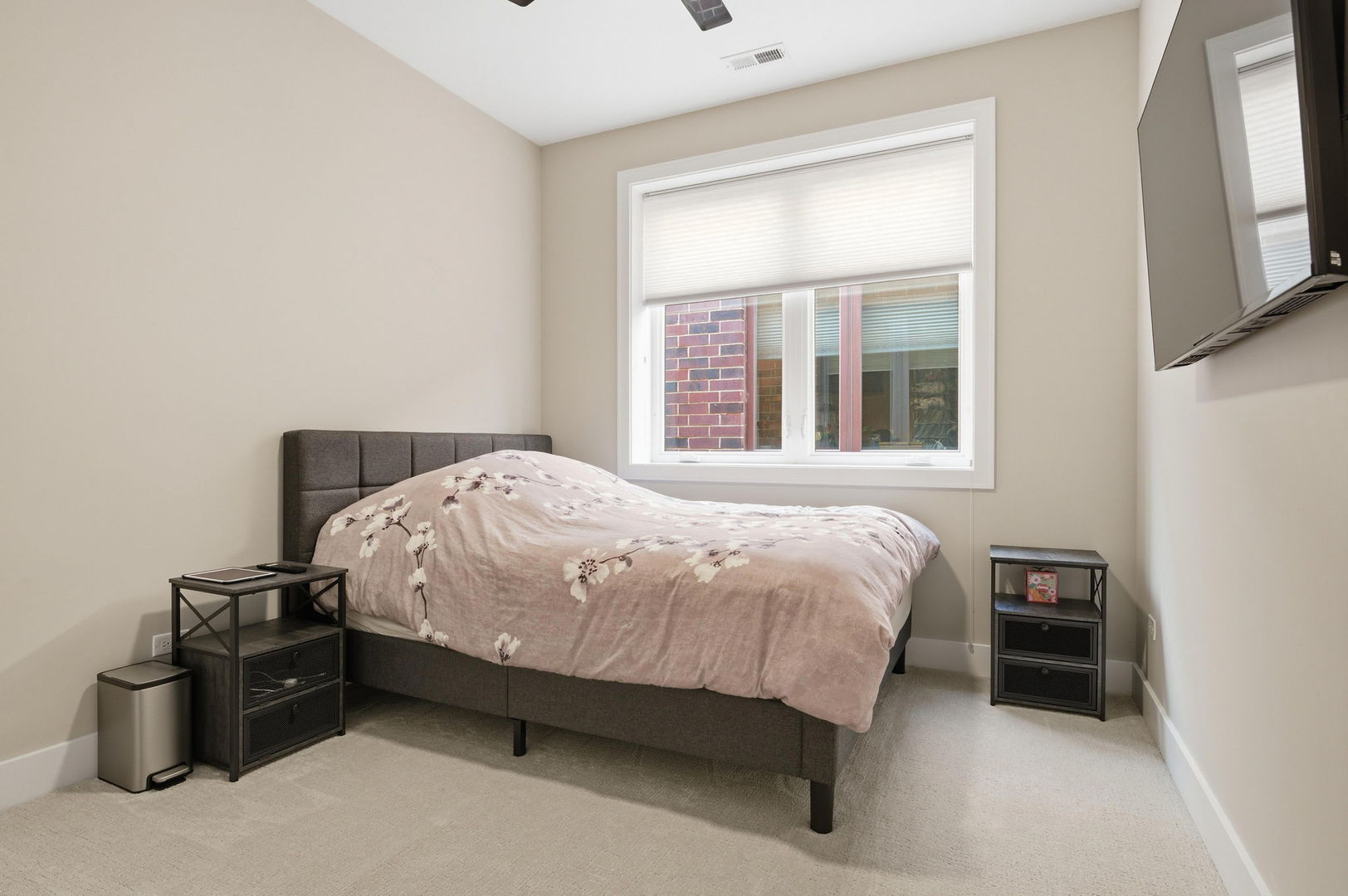 1418 West Fillmore Street, Unit 3W Chicago, IL 60607 - Photo 10 of 25