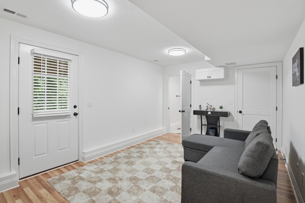670 Burncoat Street, Unit A Worcester, MA 01606 - Photo 23 of 37