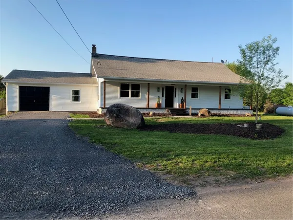 $289,900 | 124 Johnson Road, Hastings, NY 13131