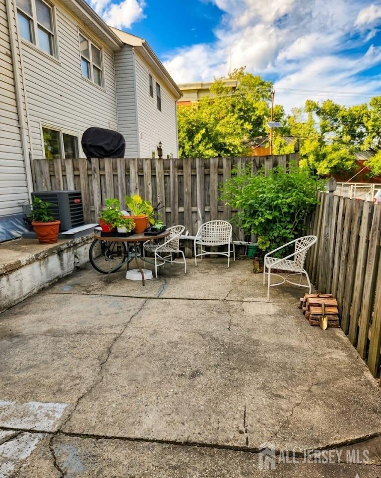 344 High Street Perth Amboy, NJ 08861 - Photo 32 of 34