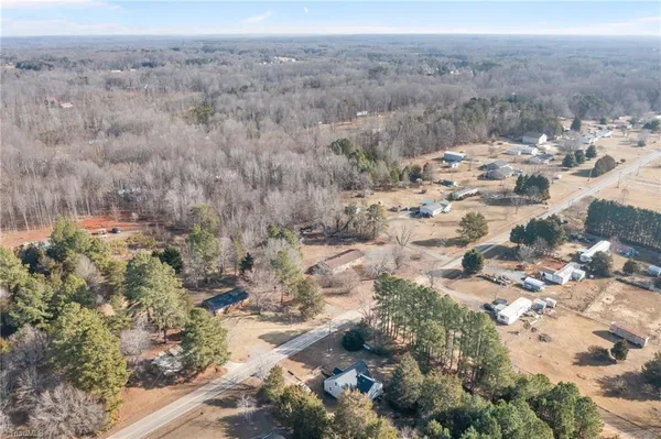 $160,000 | 1530 Zeb Road, Gibsonville, NC 27249