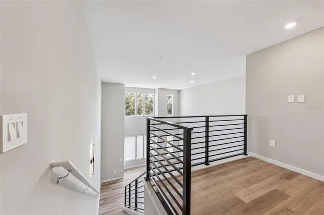 a view of entryway with workspace