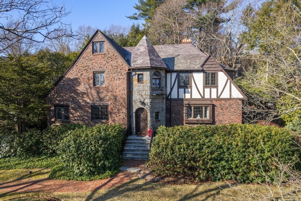 16 Alberta Road Brookline, MA 02467 - Photo 29 of 30