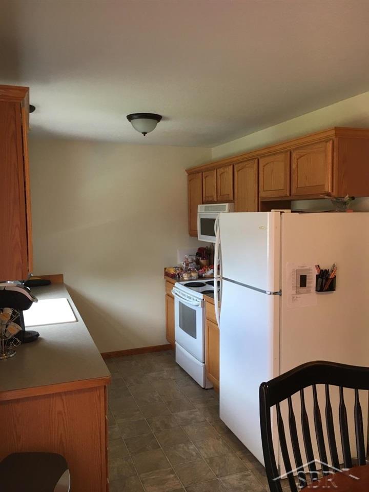 8121 Webster Road Freeland, MI 48623 - Photo 9 of 14