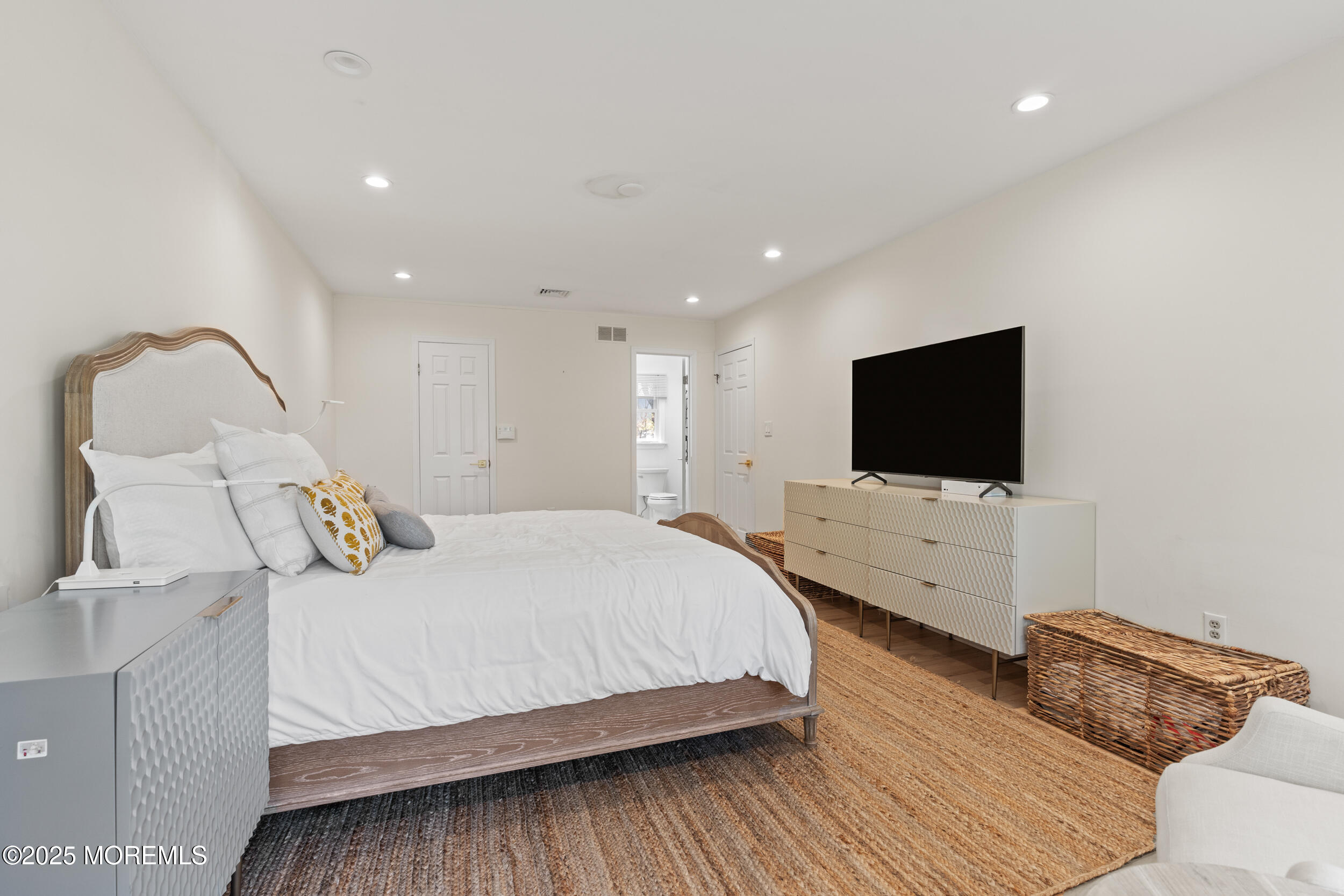 704 Deal Road Asbury Park, NJ 07712 - Photo 22 of 50 044