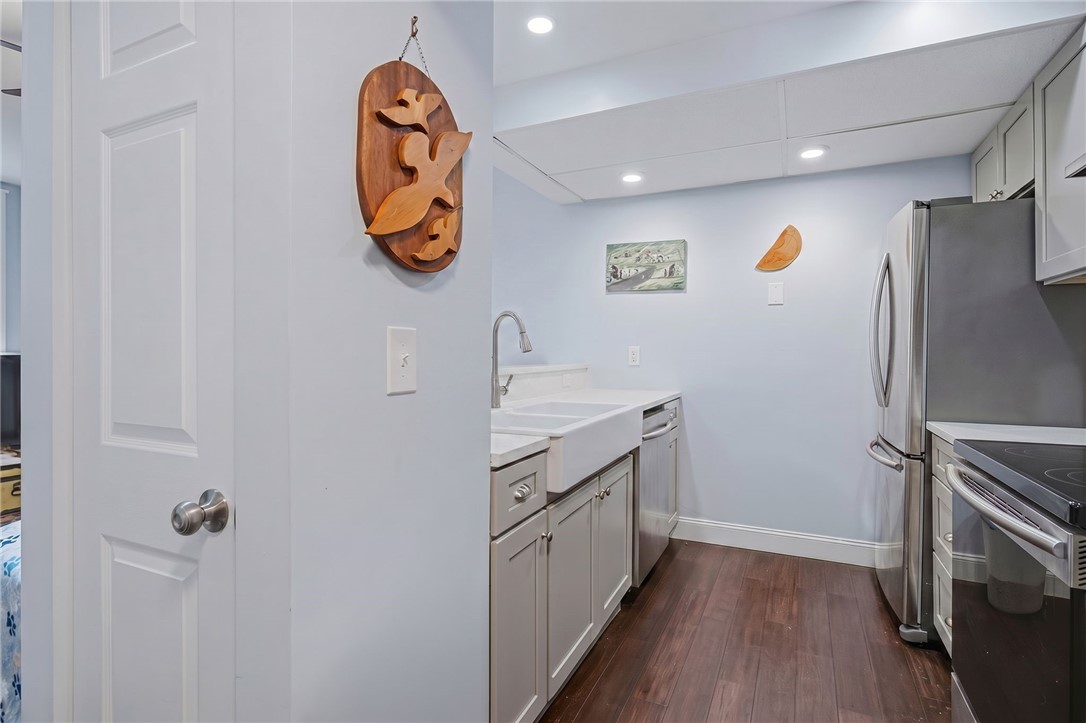 300 Front Street, Unit 512 Pawtucket, RI 02860 - Photo 10 of 25