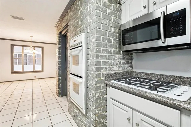 $235,000 | 2504 Gallo Drive, Chalmette, LA 70043