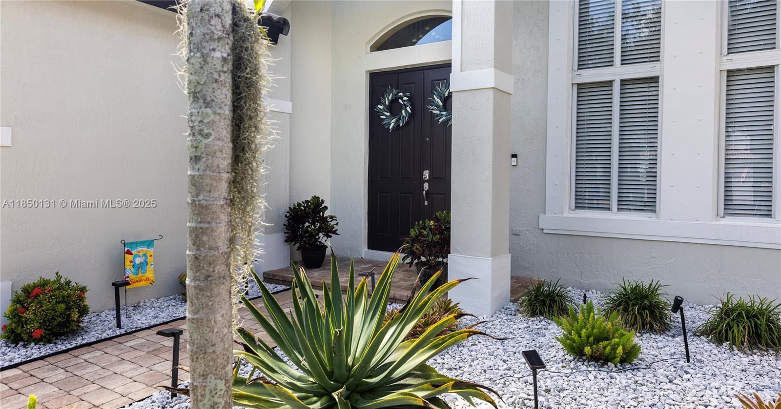 1830 Southeast 14th Circle Homestead, FL 33035 - Photo 3 of 34 Gallery Image 3