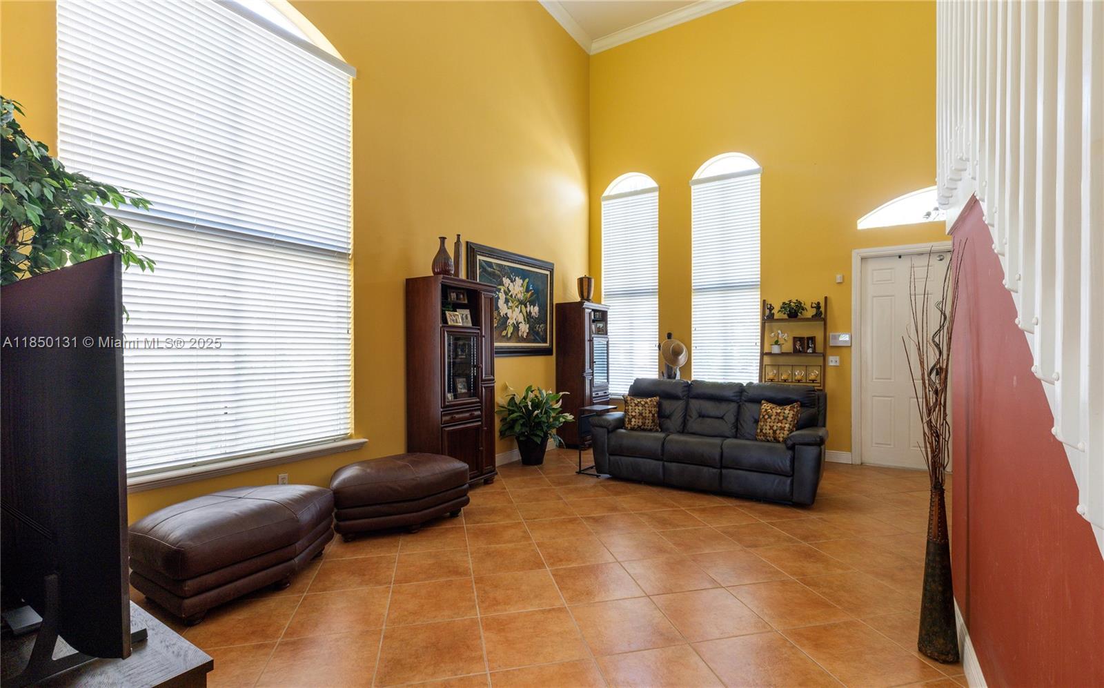 1830 Southeast 14th Circle Homestead, FL 33035 - Photo 7 of 34 Gallery Image 7