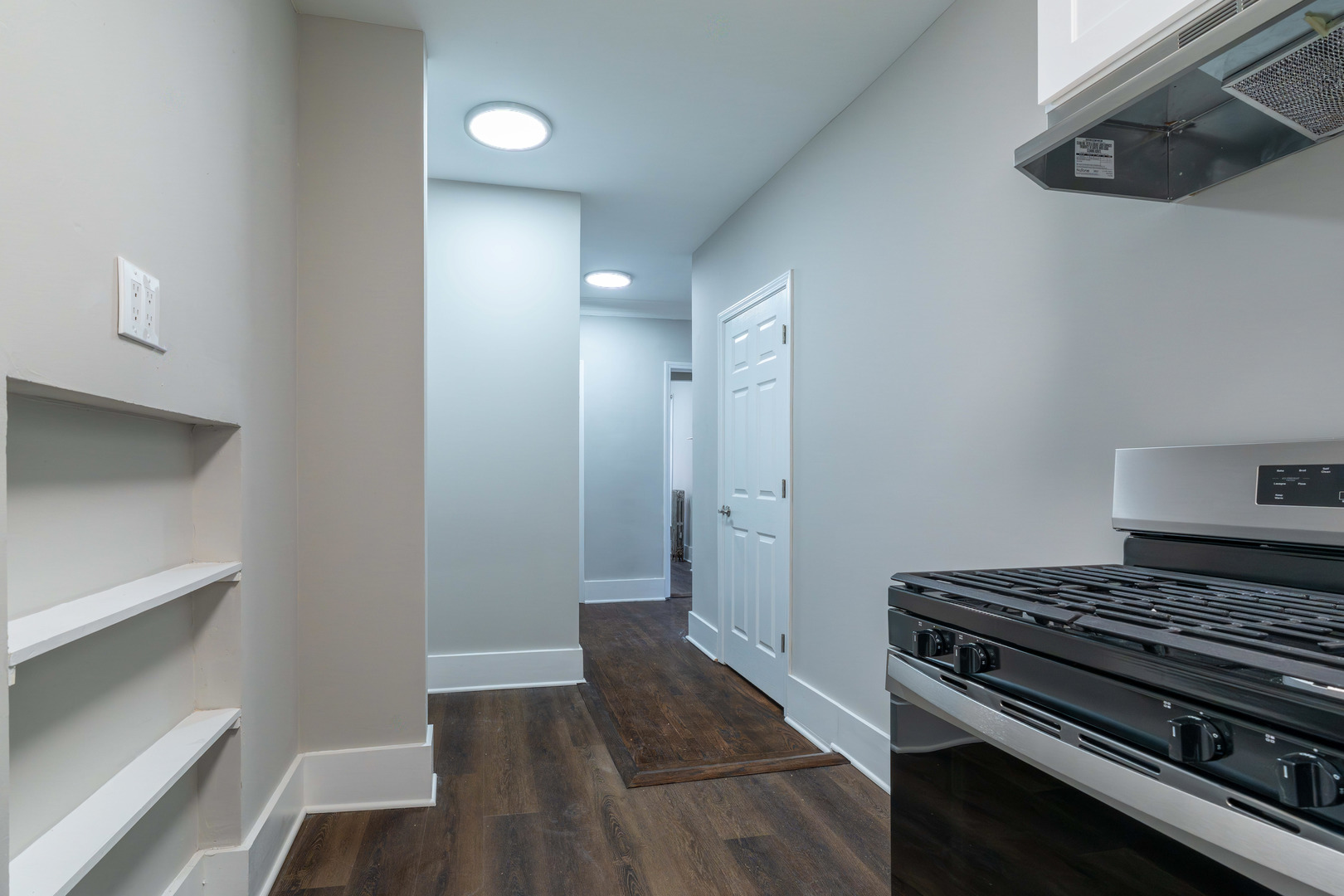 7418 North Damen Avenue, Unit 2 Chicago, IL 60645 - Photo 8 of 22