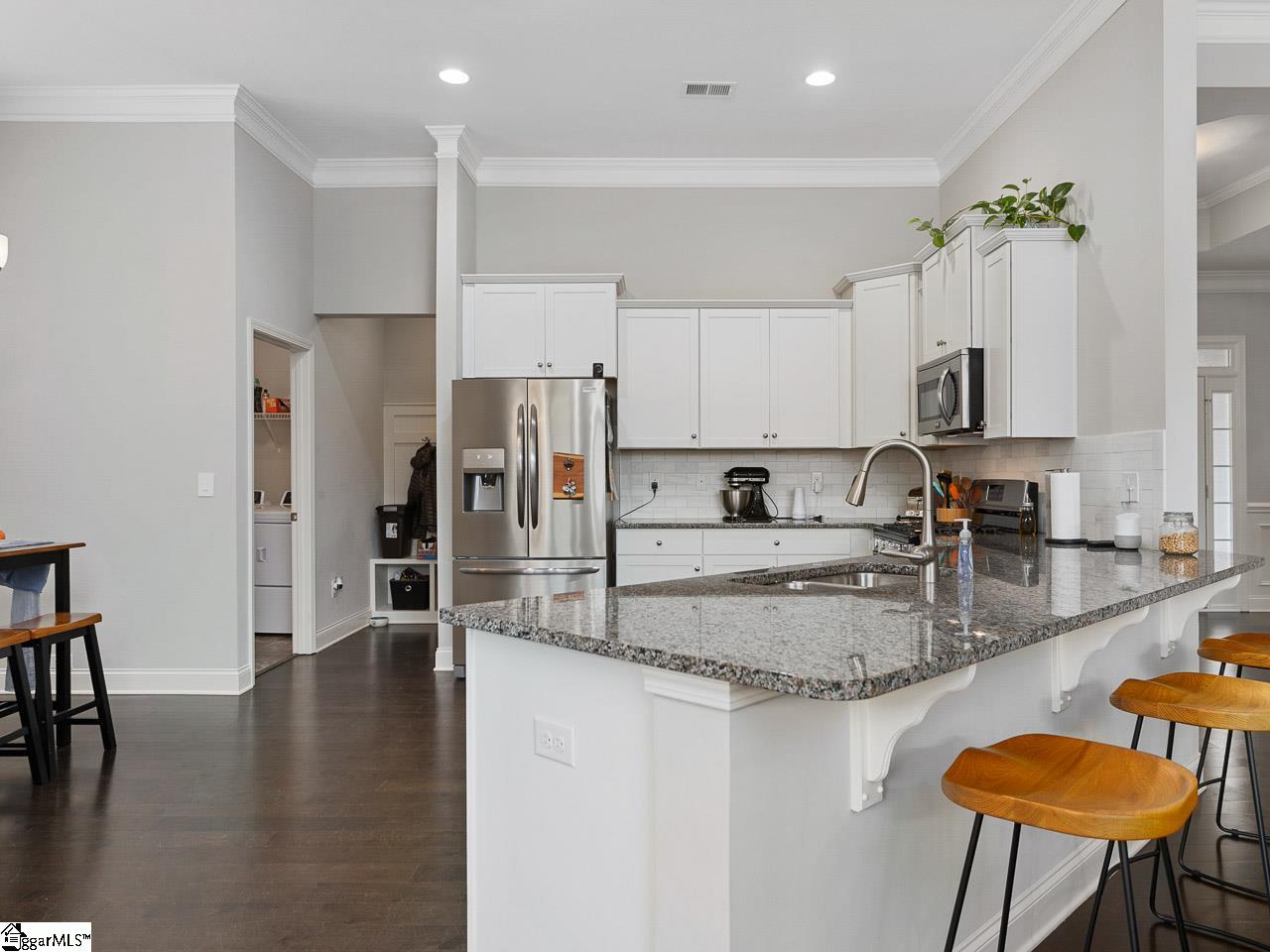 427 Bucklebury Road Greer, SC 29651 - Photo 11 of 36 Gallery Image 11