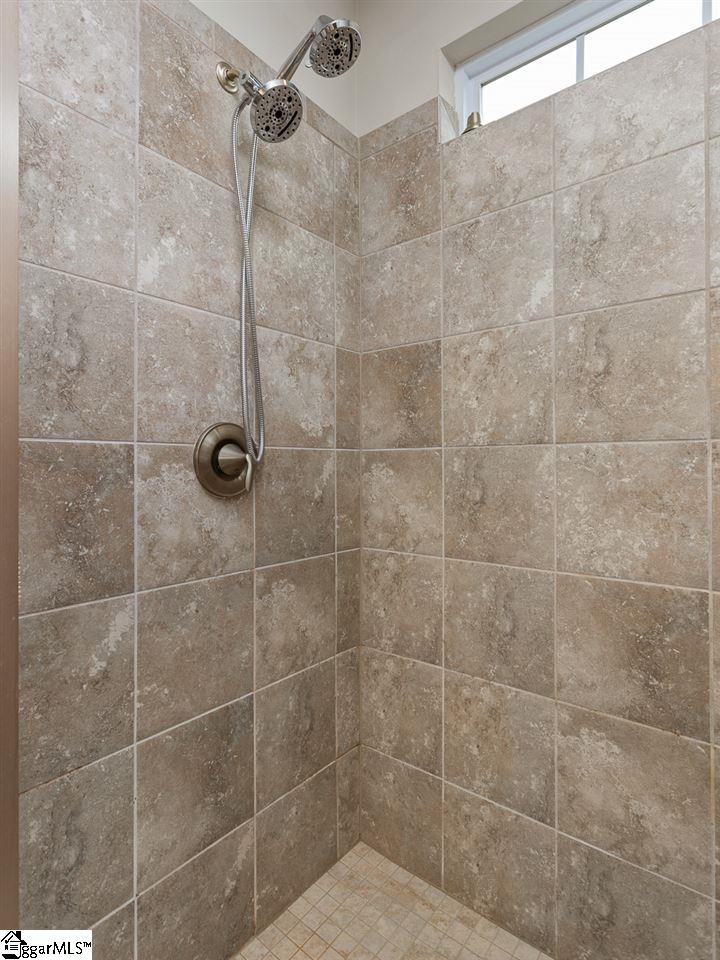 427 Bucklebury Road Greer, SC 29651 - Photo 21 of 36 Gallery Image 21