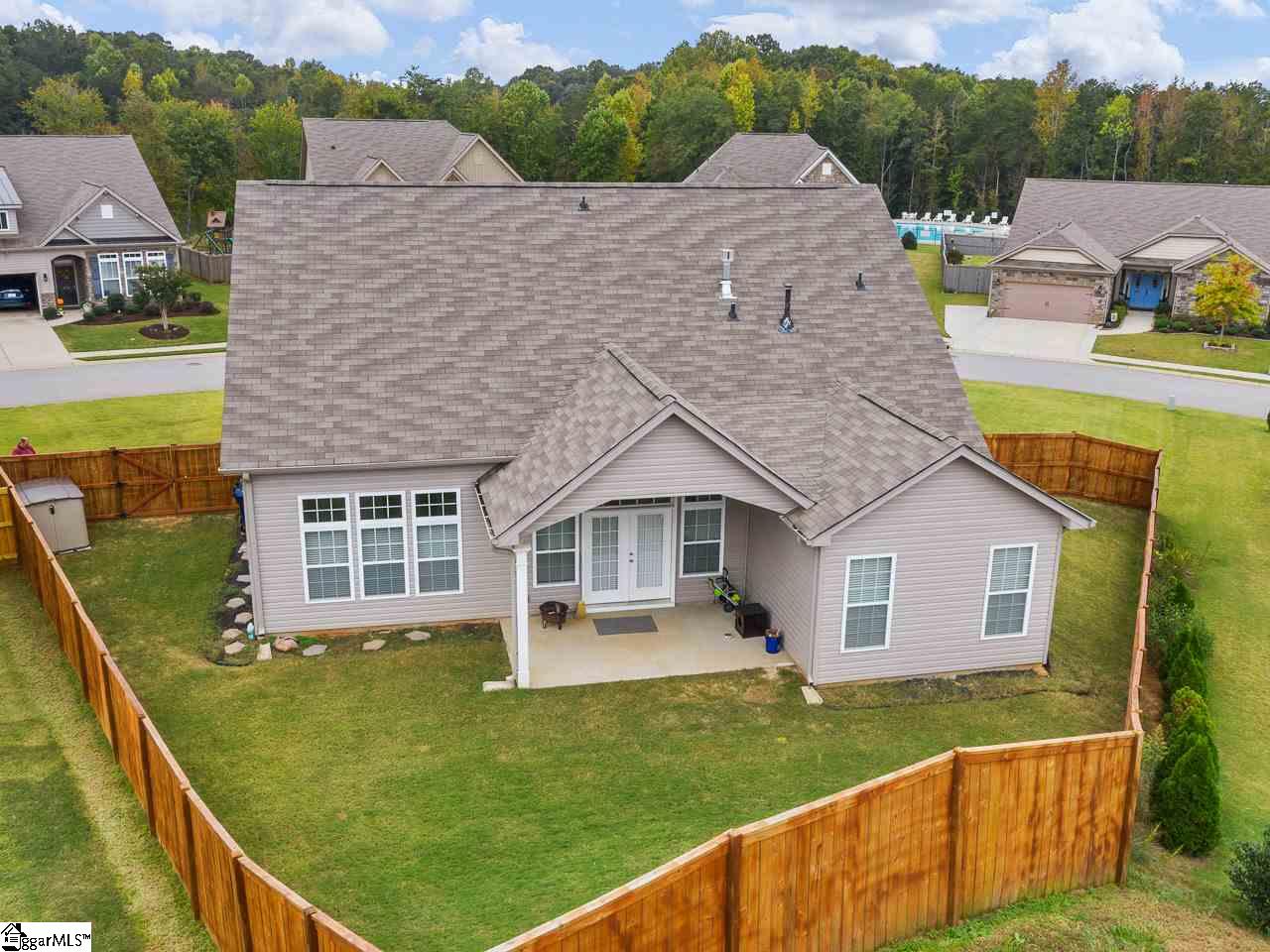 427 Bucklebury Road Greer, SC 29651 - Photo 34 of 36 Gallery Image 34