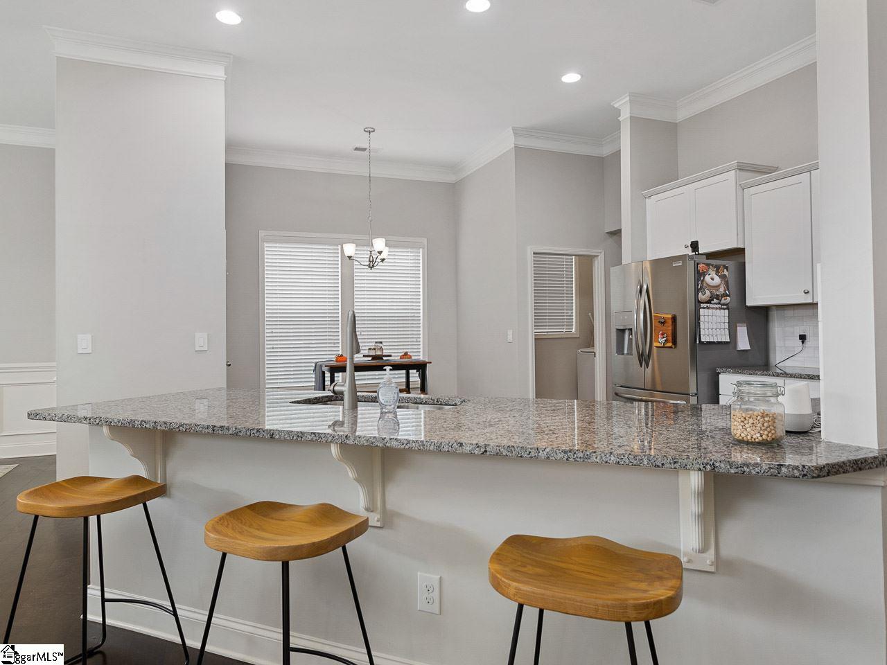 427 Bucklebury Road Greer, SC 29651 - Photo 10 of 36 Gallery Image 10
