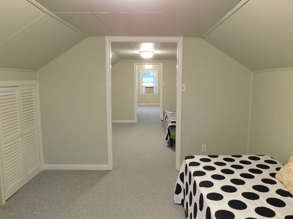 1124 Amostown Road West Springfield, MA 01089 - Photo 25 of 30