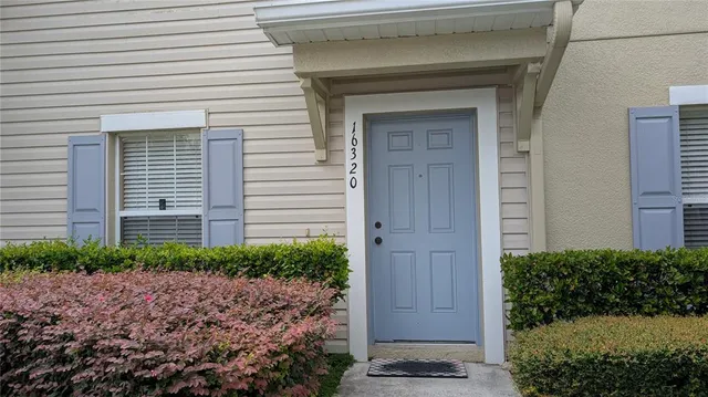 a view of house with entryway space