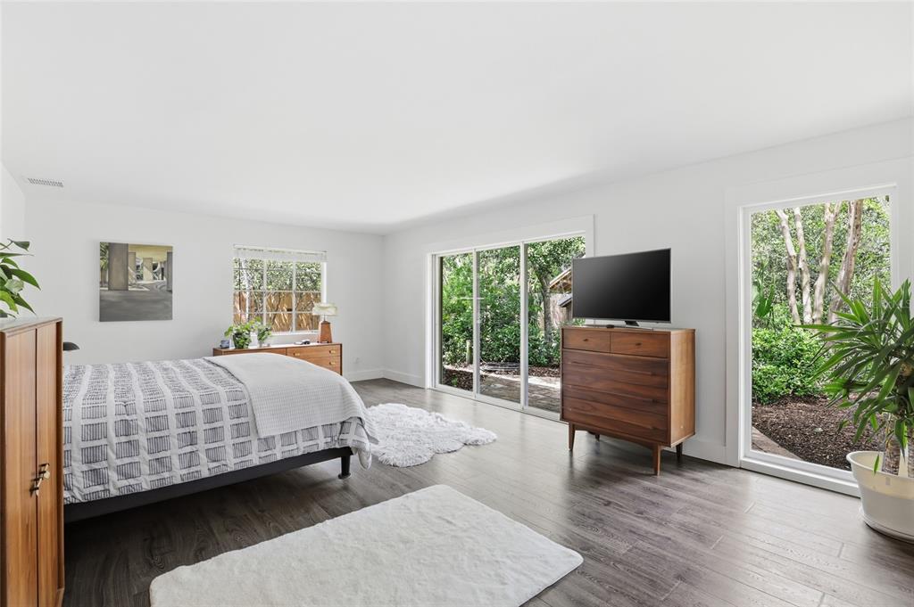 1716 Northwest 12th Road Gainesville, FL 32605 - Photo 27 of 63