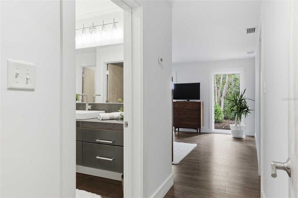 1716 Northwest 12th Road Gainesville, FL 32605 - Photo 28 of 63