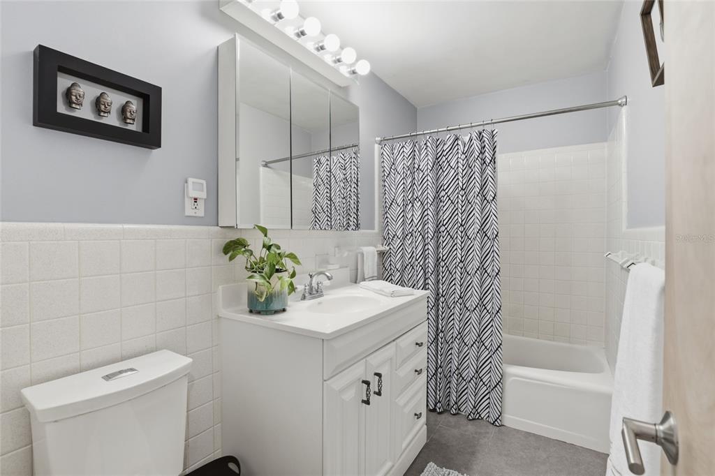 1716 Northwest 12th Road Gainesville, FL 32605 - Photo 38 of 63