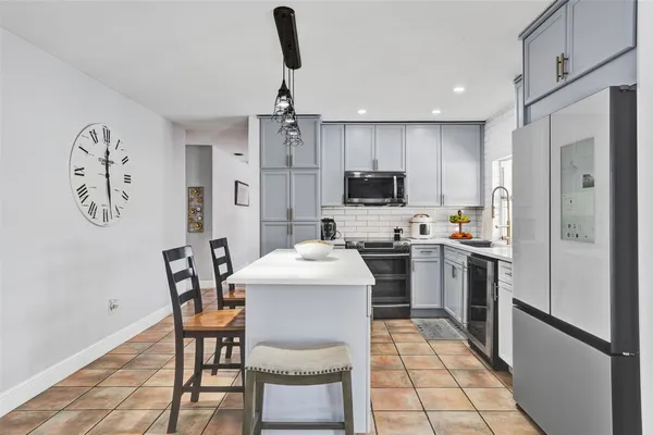 $1,099,018 | 14930 Southwest 145th Street, Miami, FL 33196