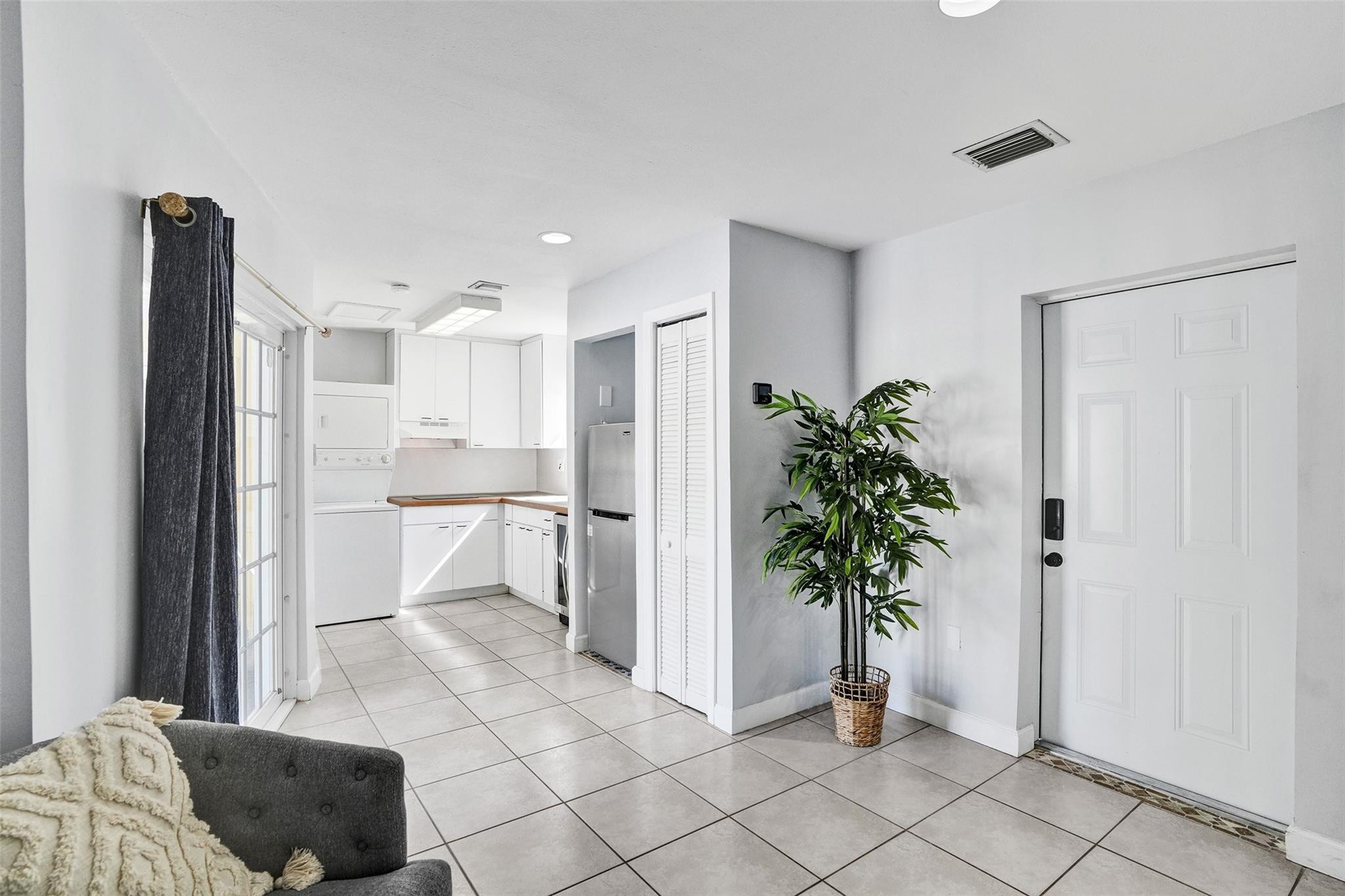 14930 Southwest 145th Street Miami, FL 33196 - Photo 65 of 93 In-laws quarters