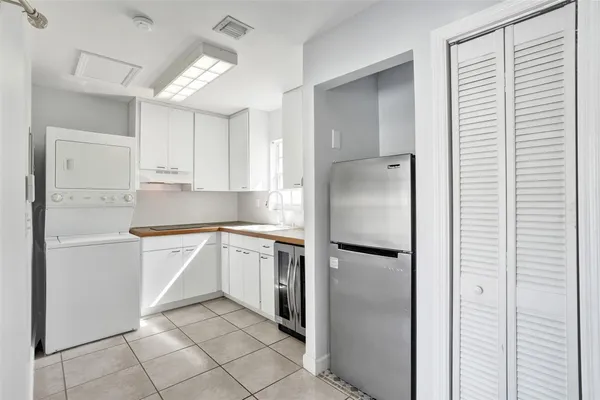 $1,099,018 | 14930 Southwest 145th Street, Miami, FL 33196