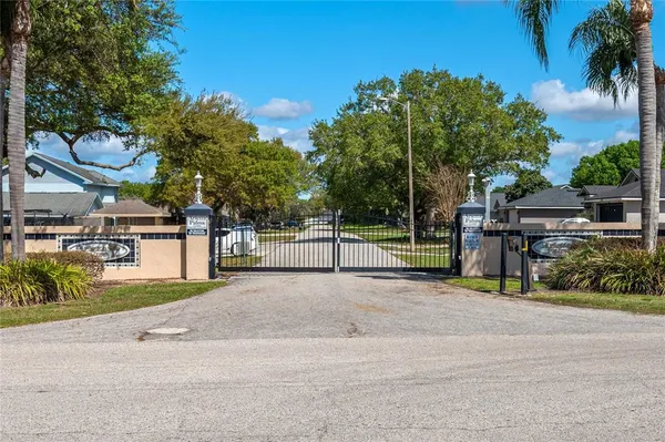 $355,000 | 334 Palmview Circle North, Auburndale, FL 33823