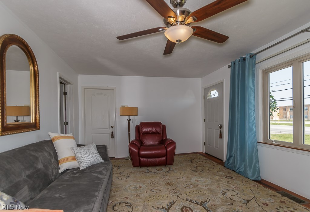 6092 Middle Ridge Road Madison, OH 44057 - Photo 13 of 35 Gallery Image 13