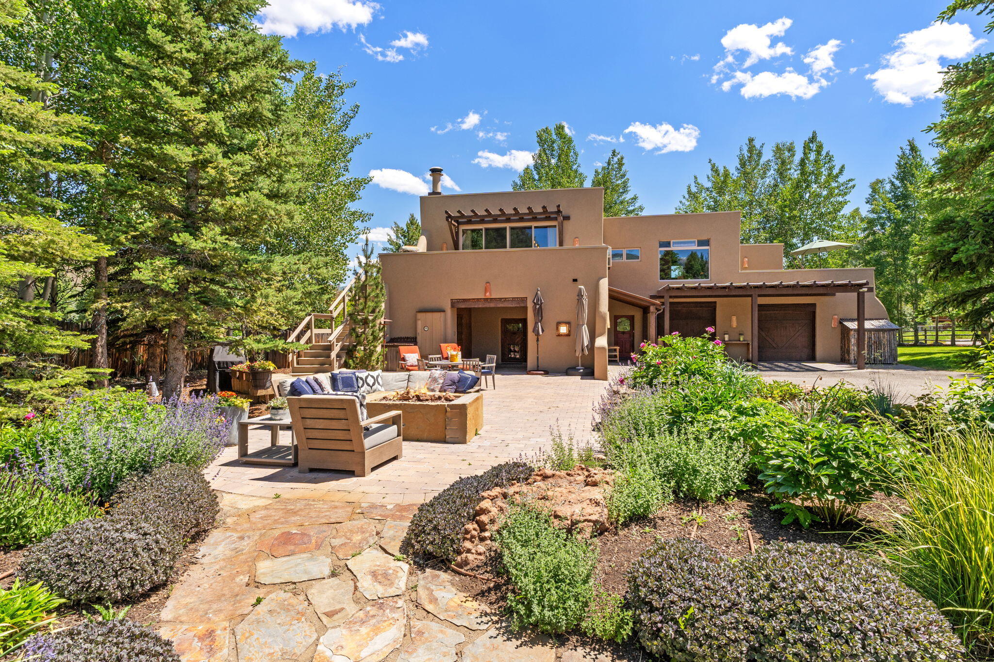 202 Chocolate Gulch Road Ketchum, ID 83340 - Photo 57 of 83 Exterior from yardPatio