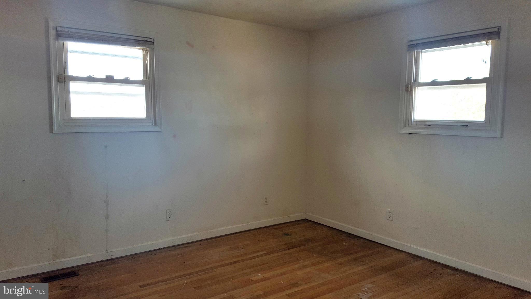 1512 Weyburn Road Baltimore, MD 21237 - Photo 14 of 27 1st Bedroom