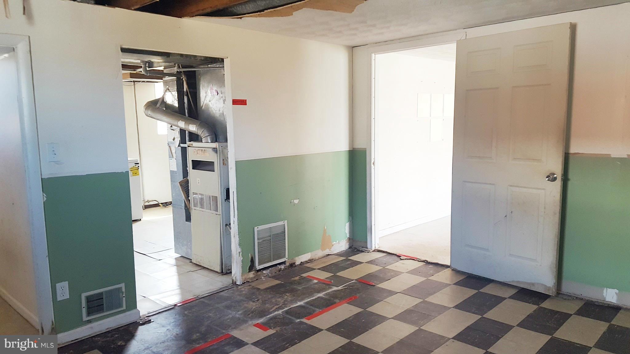 1512 Weyburn Road Baltimore, MD 21237 - Photo 25 of 27 Basement
