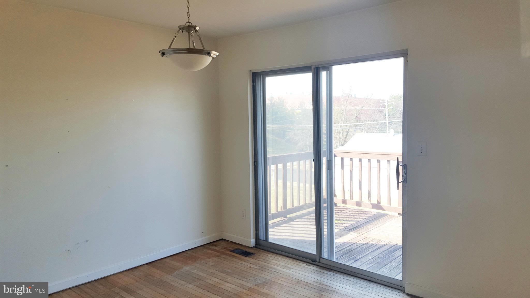1512 Weyburn Road Baltimore, MD 21237 - Photo 10 of 27 Dining Room