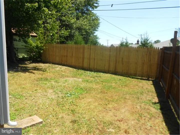 604 Garnet Road Wilmington, DE 19804 - Photo 18 of 20 Back Yard