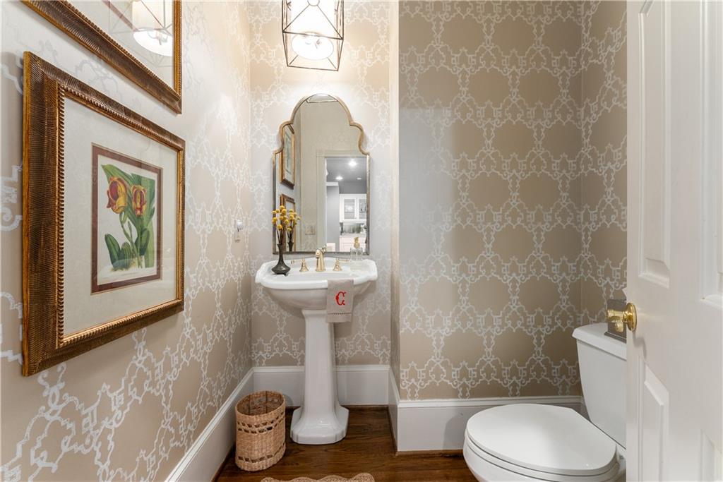 2878 Wesley Heath Atlanta, GA 30327 - Photo 18 of 28